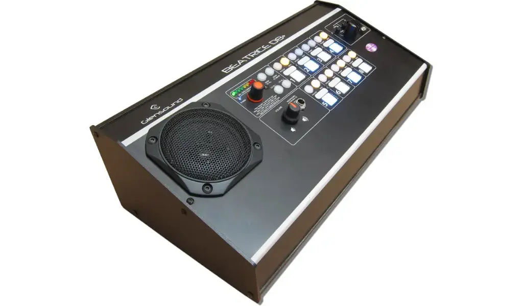 [BEATRICE D8] Beatrice D8 8 Channel normal Desktop. 3 Pin Female Mic Input